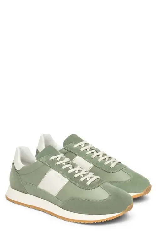 Retro Low Top Trainer Sneaker