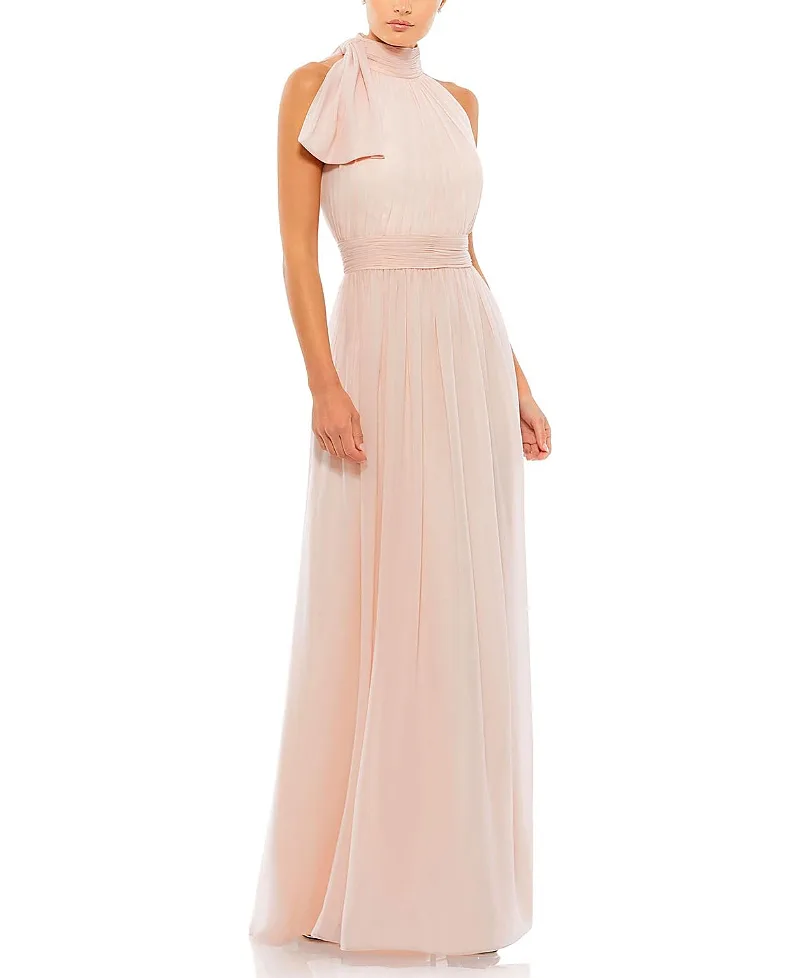Mac Duggal a Line Chiffon Halter Neck Evening Gown by M.A.C.