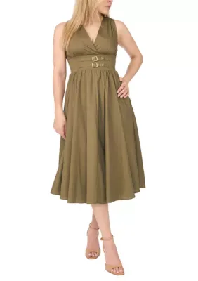 Petite V-Neck Buckle Waist Dress by Msk