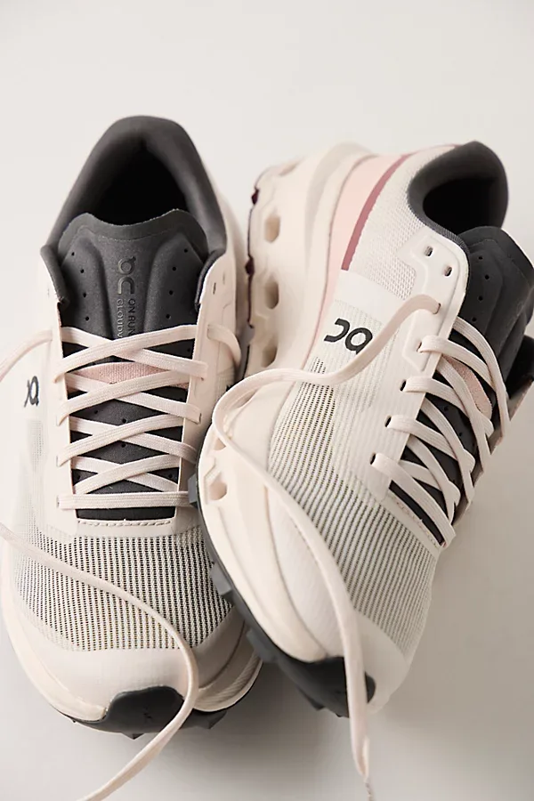 On Cloudvista 3 Sneakers by On