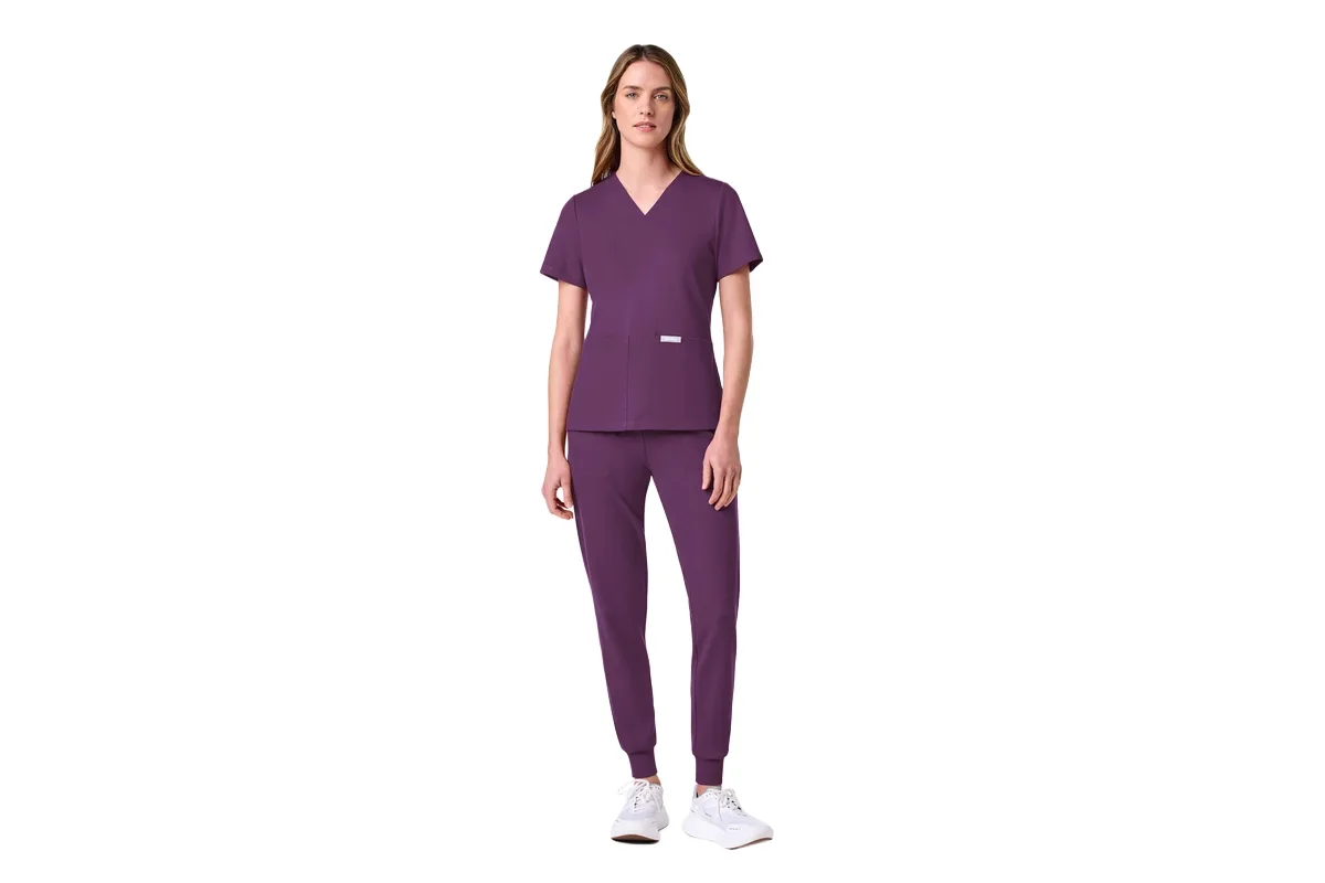 UltraLAST Essential Performance 6-Pocket Scrub Set by Jaanuu