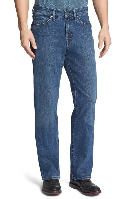 Charisma Relaxed Fit Jeans in Mid Comfort by 34 Heritage