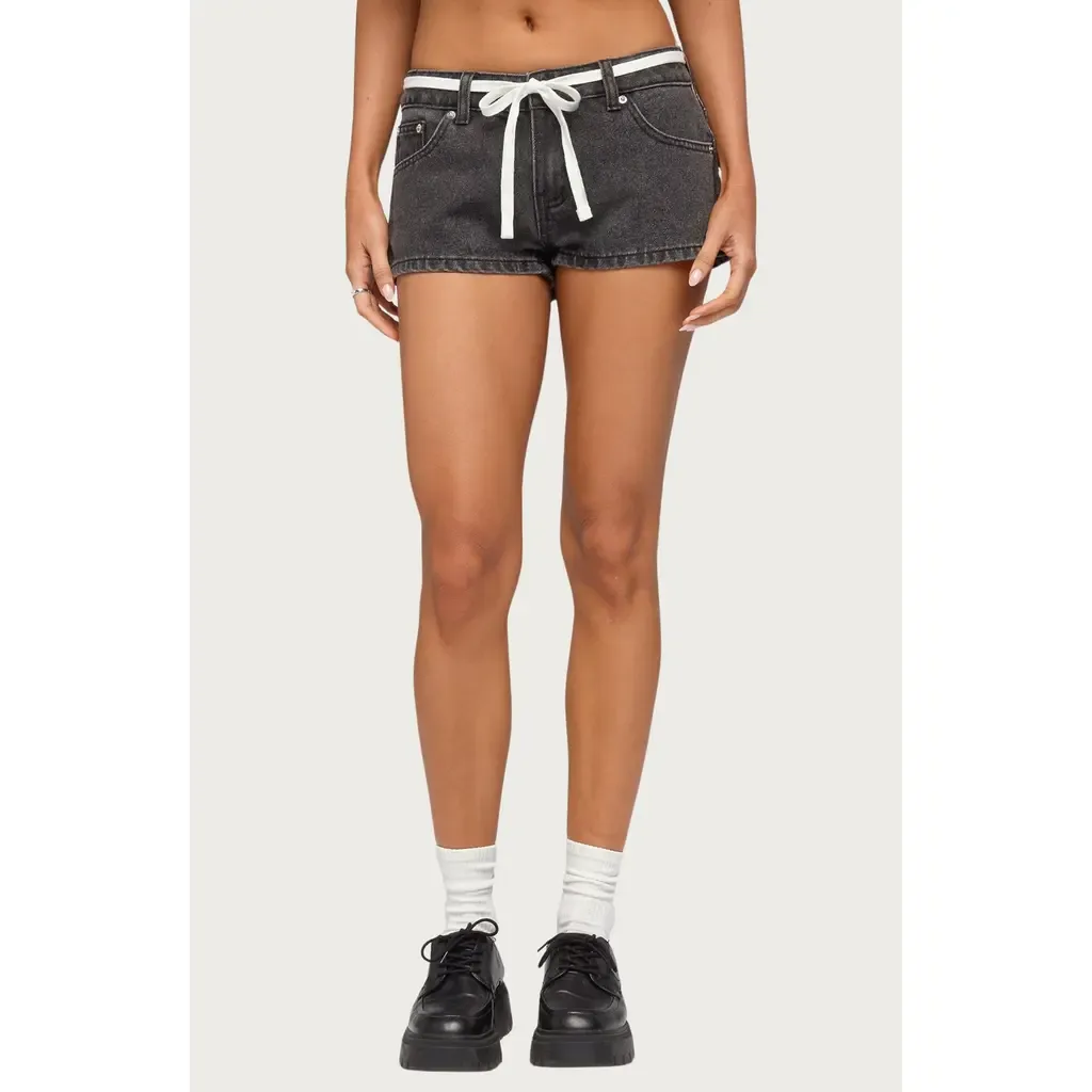 Olesia Tie Belt Denim Shorts by EDIKTED
