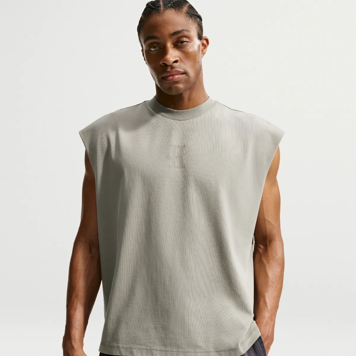 Book Standard Issue Sleeveless Game Top by Nike