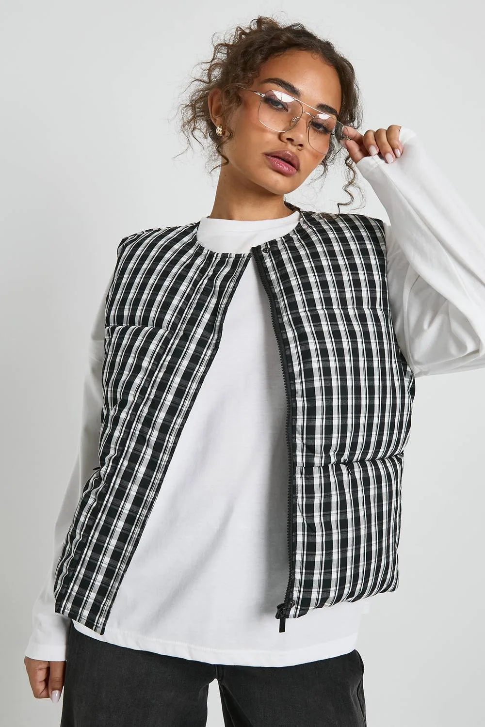 Gingham Puffer Gilet by boohoo