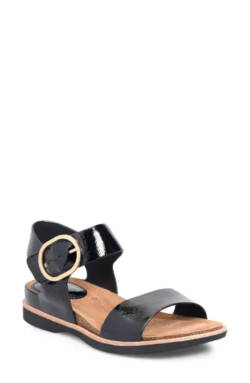 Bali Sandal in Patent by Söfft