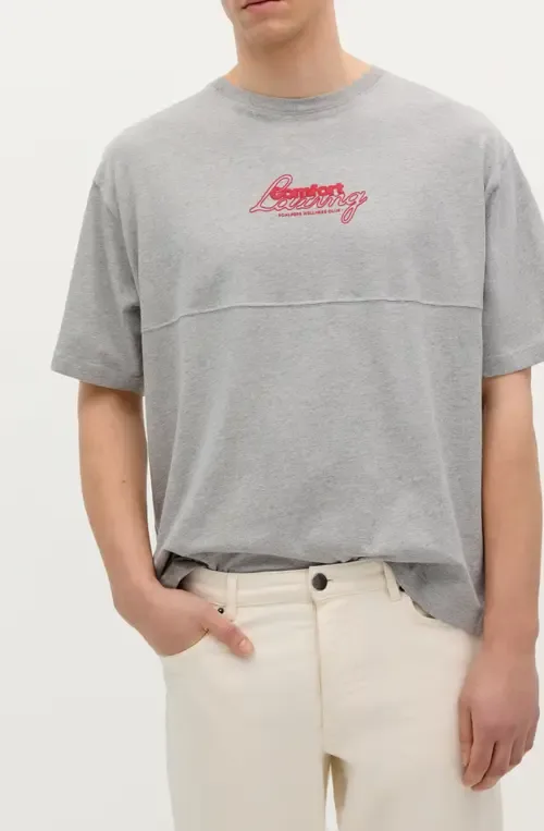 Lazy Tee by Scalpers