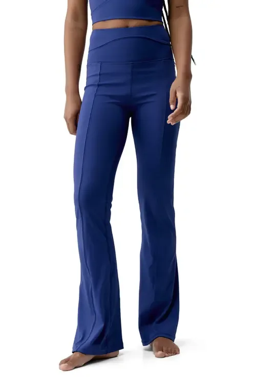 Saori Performance High Rise Sport Legging by Born Living Yoga