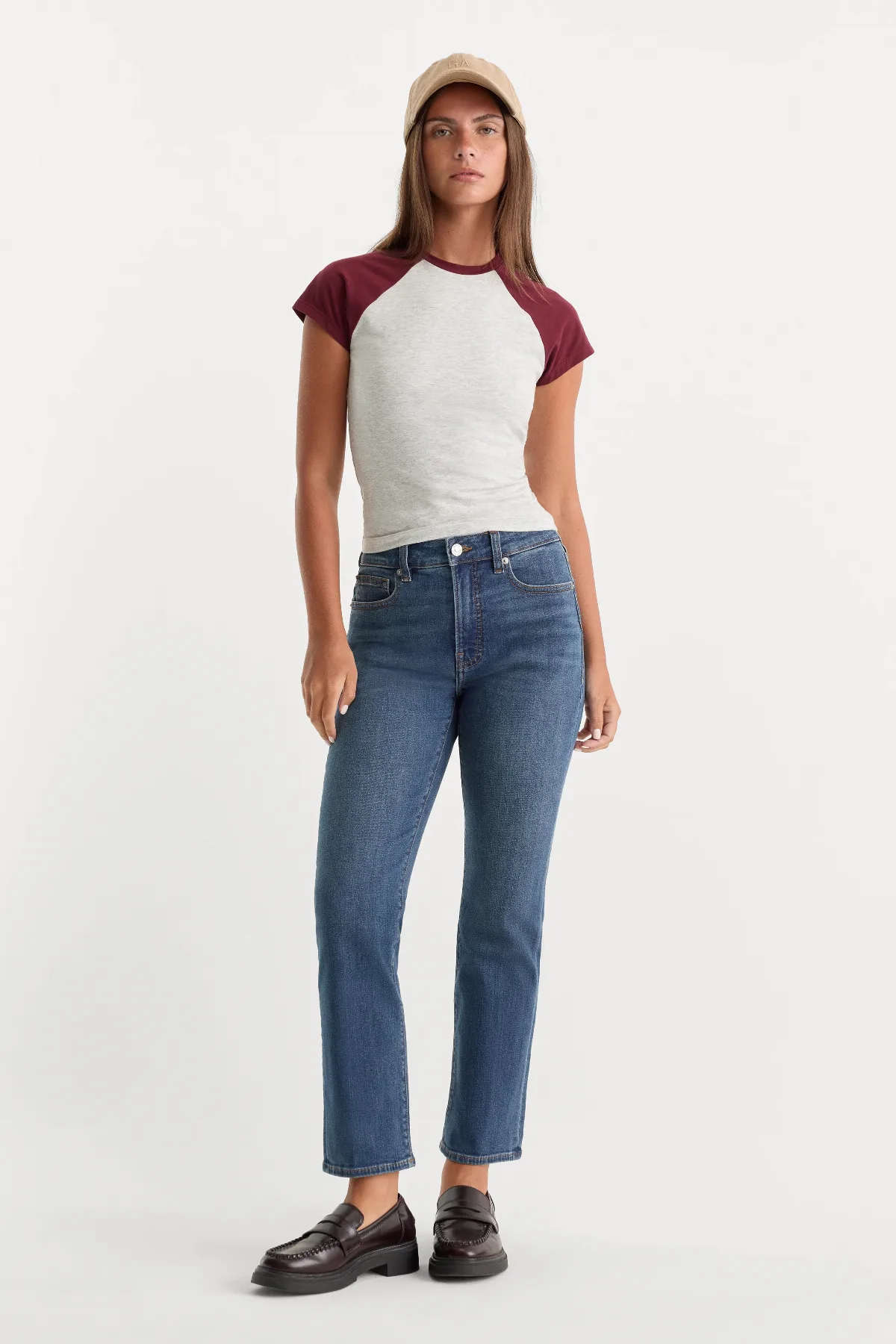 Good Legs Straight Jeans by Khloé Kardashian by GOOD AMERICAN