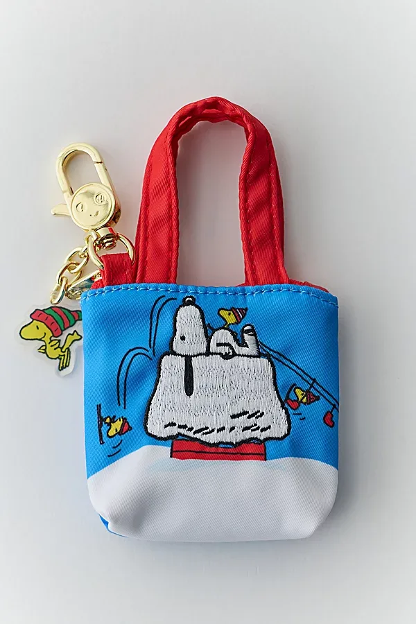 Whatever Makes You Happy x Peanuts Snoopy Winter Scenes Mini Tote Bag Blind Box Keychain by Whatever Makes You Happy