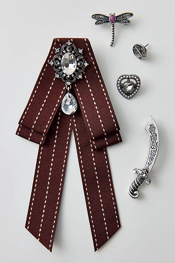 Estelle Ribbon Brooch Set by Urban Outfitters