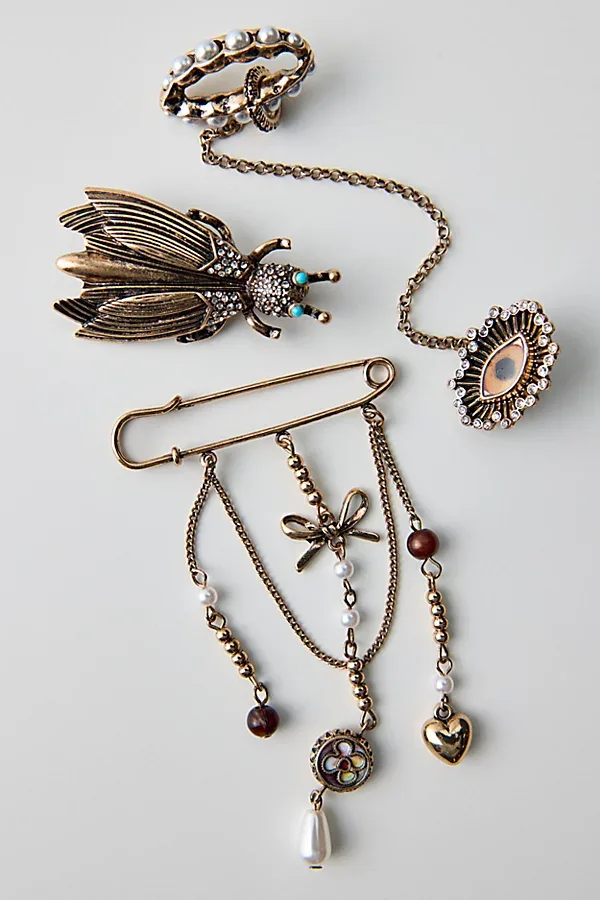 Betty Eclectic Brooch Set by Urban Outfitters