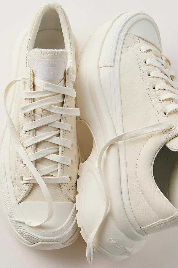 Run Star Crush Leather Sneakers by Converse