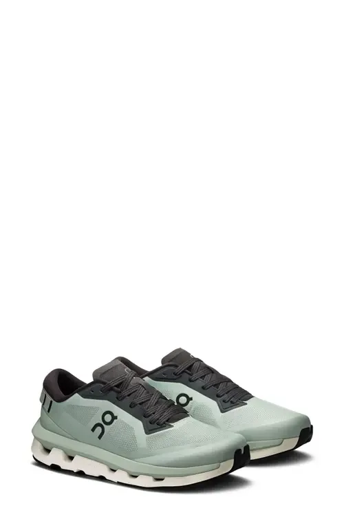 Cloudzone Sneaker by On