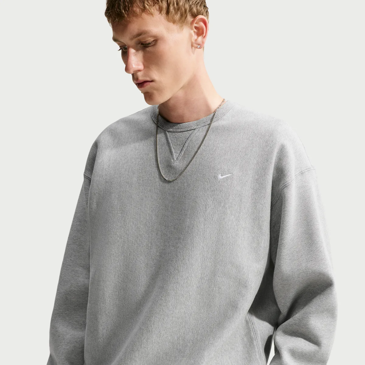 Solo Swoosh Fleece Crew by Nike