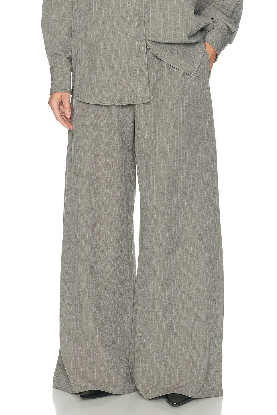 Moni Pant