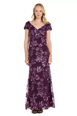 Floral Threadwork Embellished Dress by R&M Richards