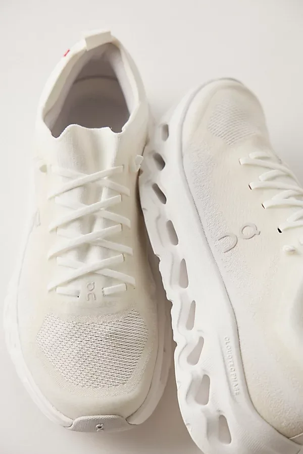 Cloudtilt Moon Sneakers by On