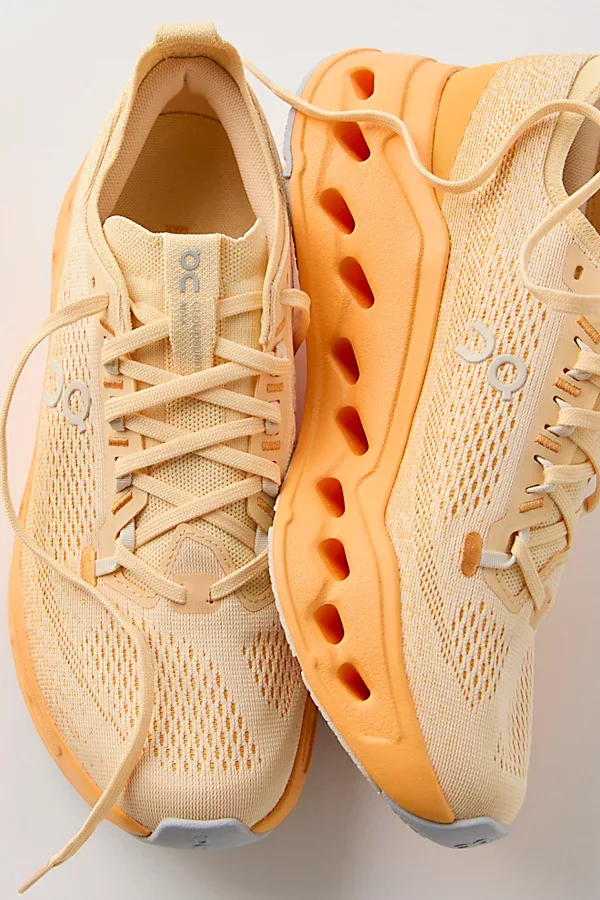 On Cloudsurfer Max Sneakers