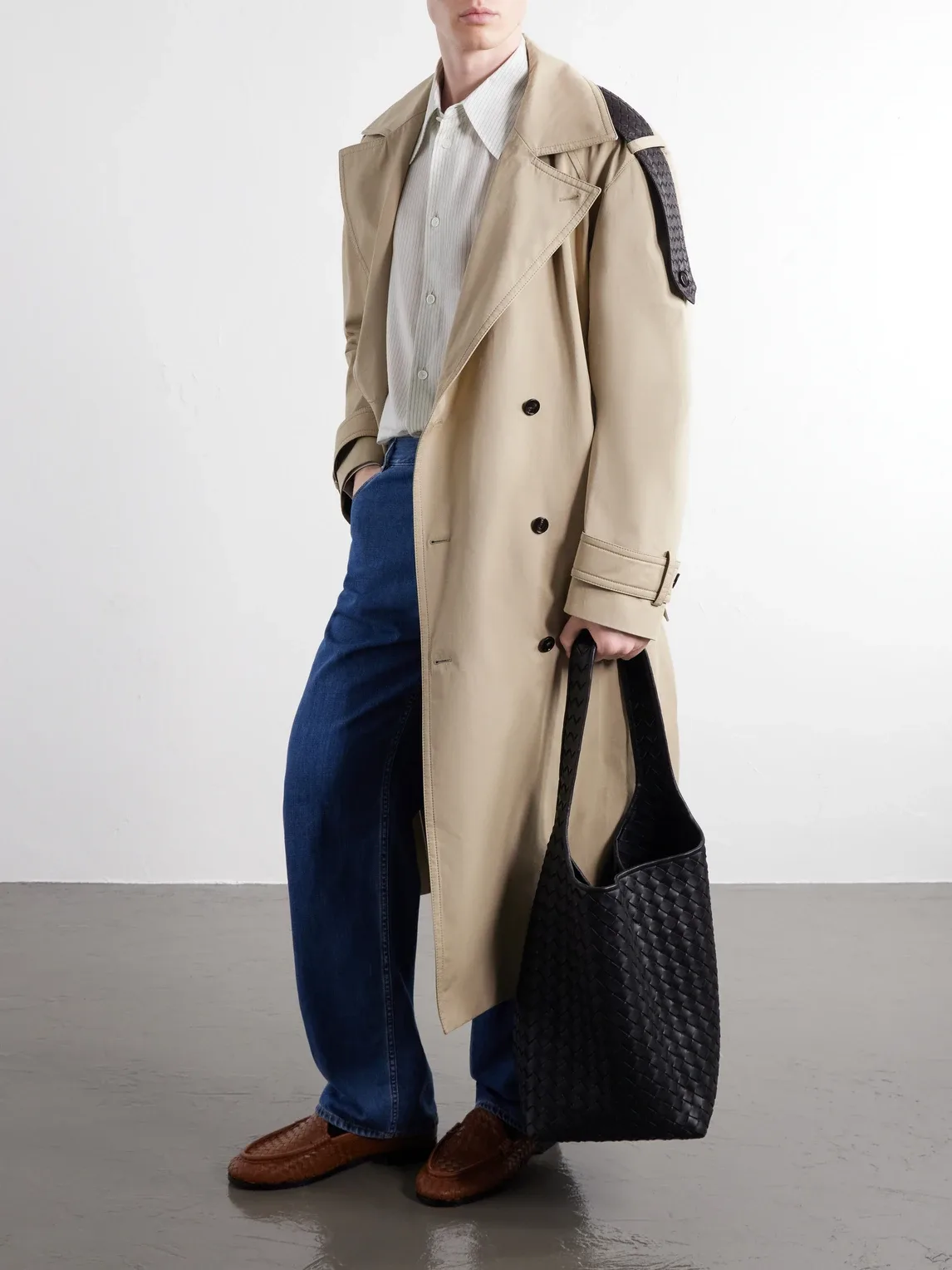 Intrecciato Leather Tote Bag by Bottega Veneta