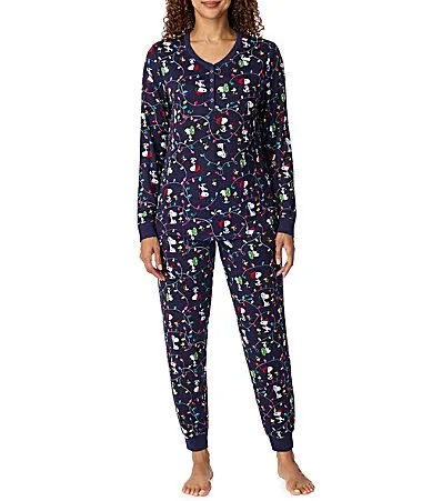 Snoopy Christmas Lights Print Long Sleeve Henley Neck Jersey Knit Jogger Pajama Set