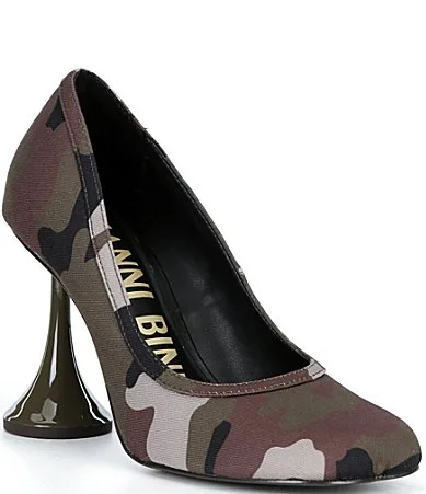 Magik Camouflage Molded Toe Pumps by Gianni Bini