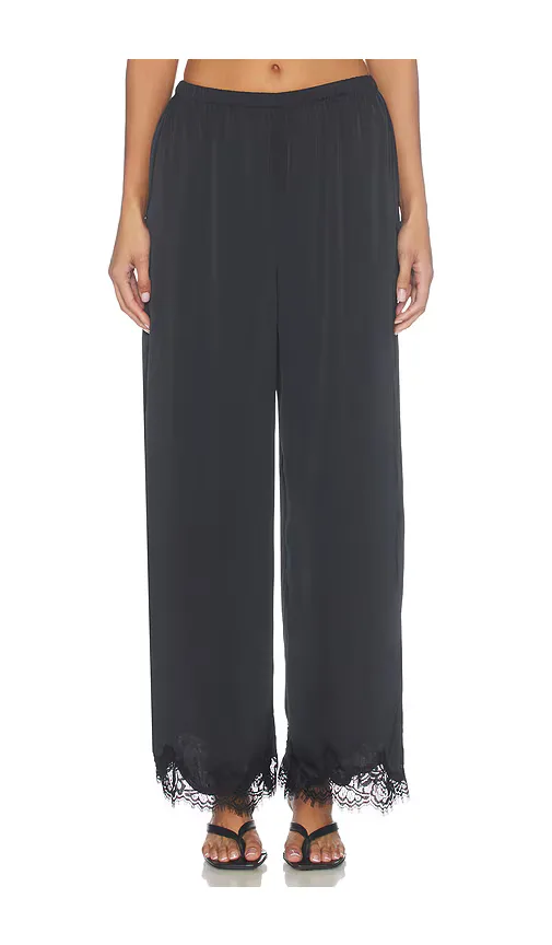 Emiliana Pant