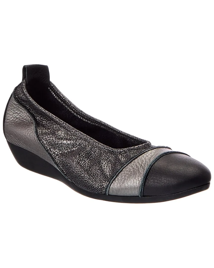 Onanya Leather Flat by Arche