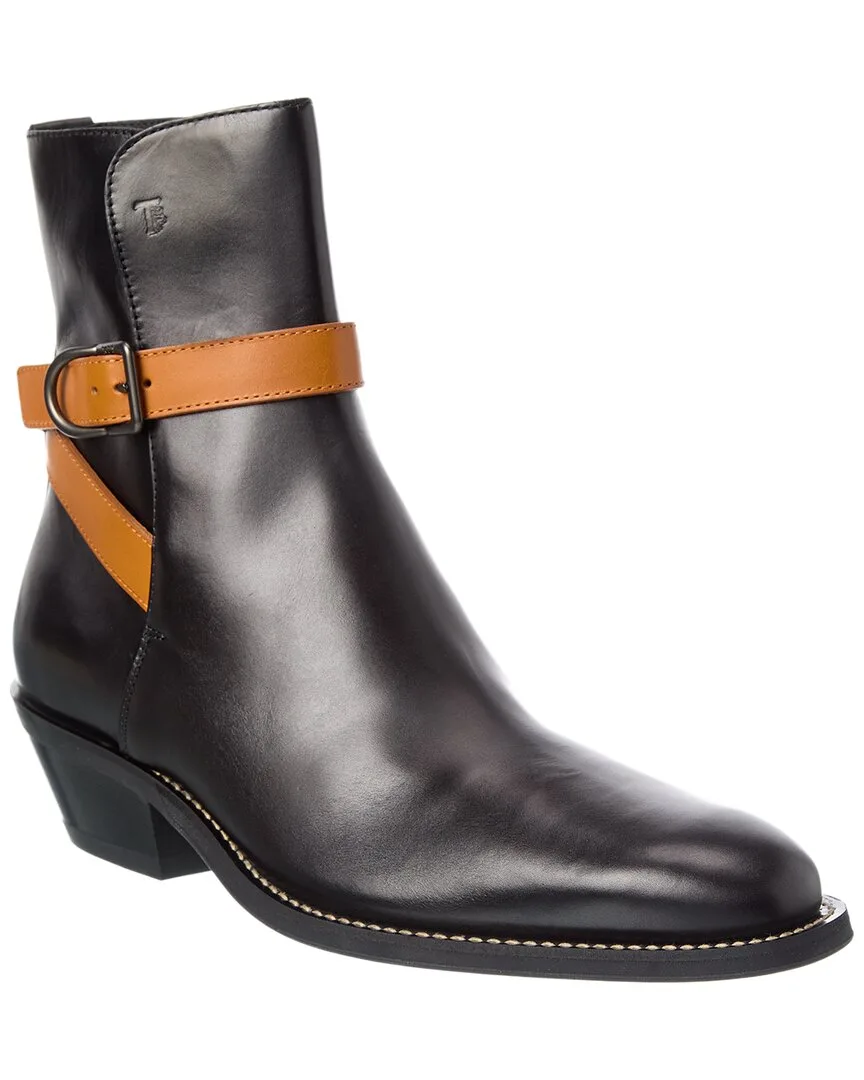 Leather Boot by Tod's