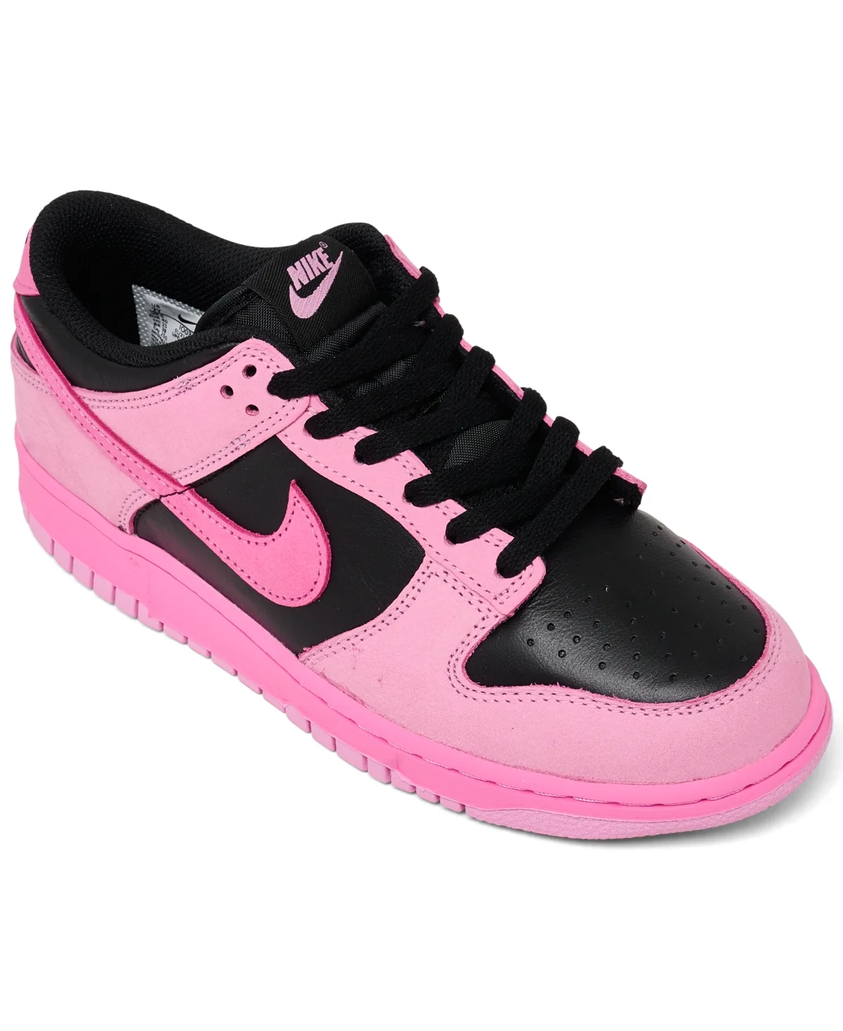 Dunk Low SE Lifestyle Sneakers by Nike