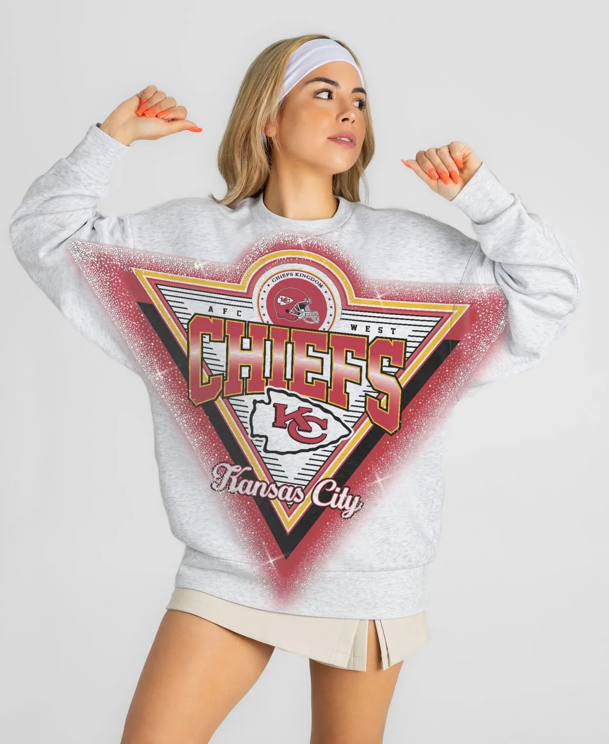 Kansas City Chiefs Chasing Victory Rhinestone Spray Oversized Fleece Sweatshirt