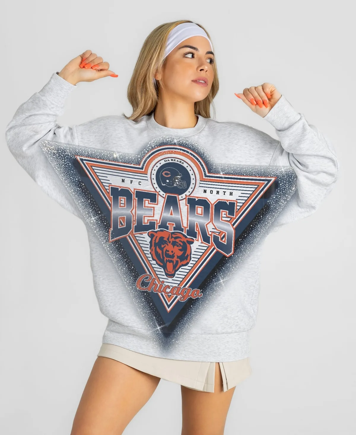 Chicago Bears Chasing Victory Rhinestone Spray Oversized Fleece Sweatshirt
