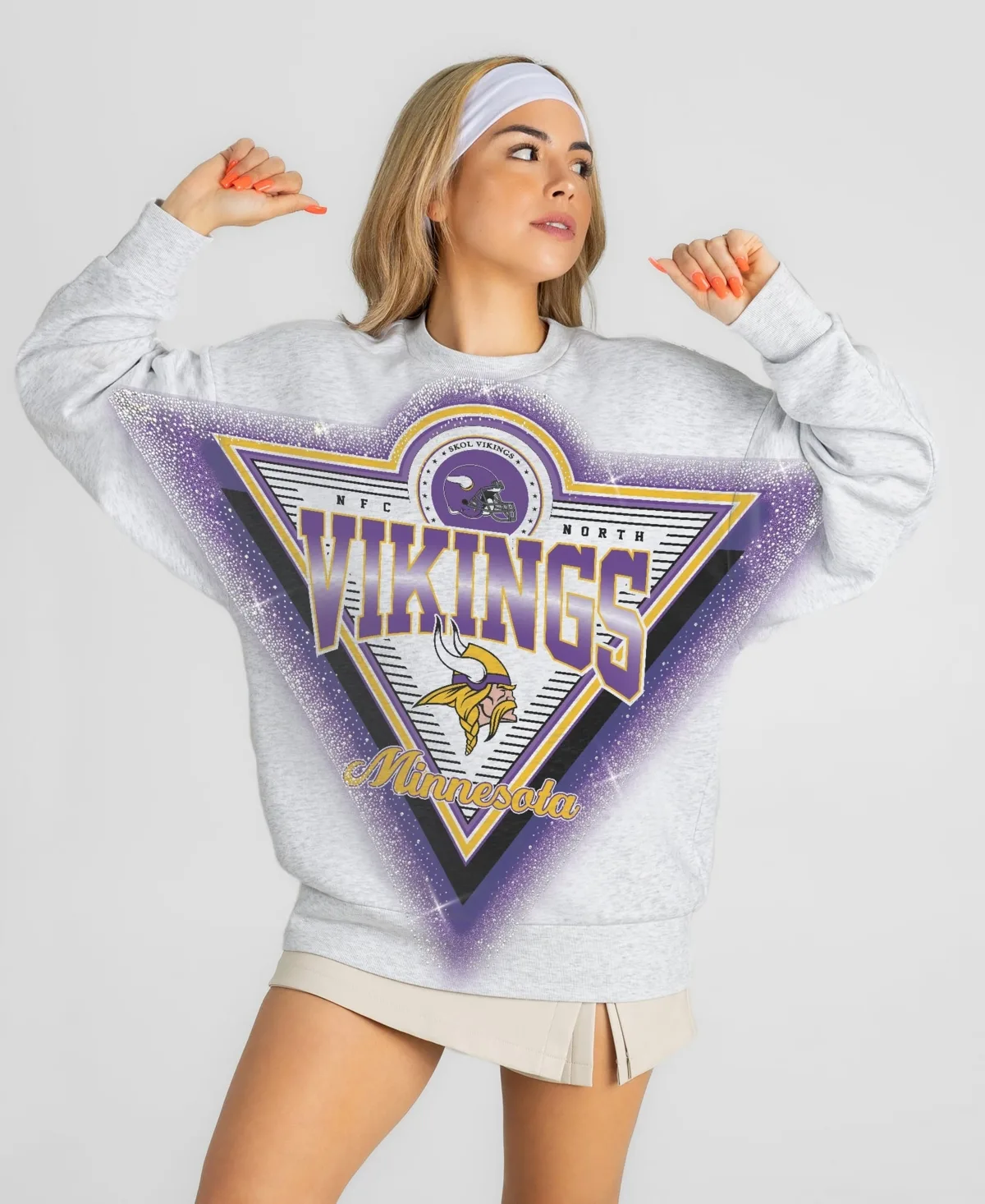 Minnesota Vikings Chasing Victory Rhinestone Spray Oversized Fleece Sweatshirt