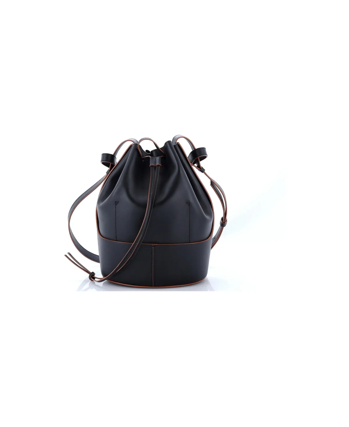 Pre-Owned Loewe Medium Balloon Bucket Bag Leather by LOEWE