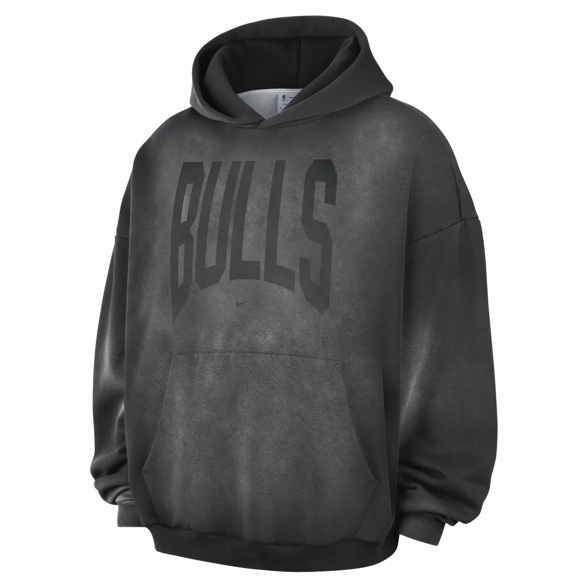 Chicago Bulls Standard Issue Therma-FIT Fleece Washed Basketball Hoodie by Nike