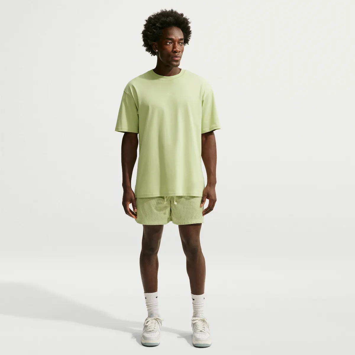 Standard Issue 5 Practice Mesh Basketball Shorts by Nike