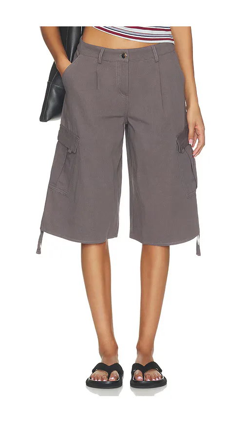 Halia Baggy Short by Superdown