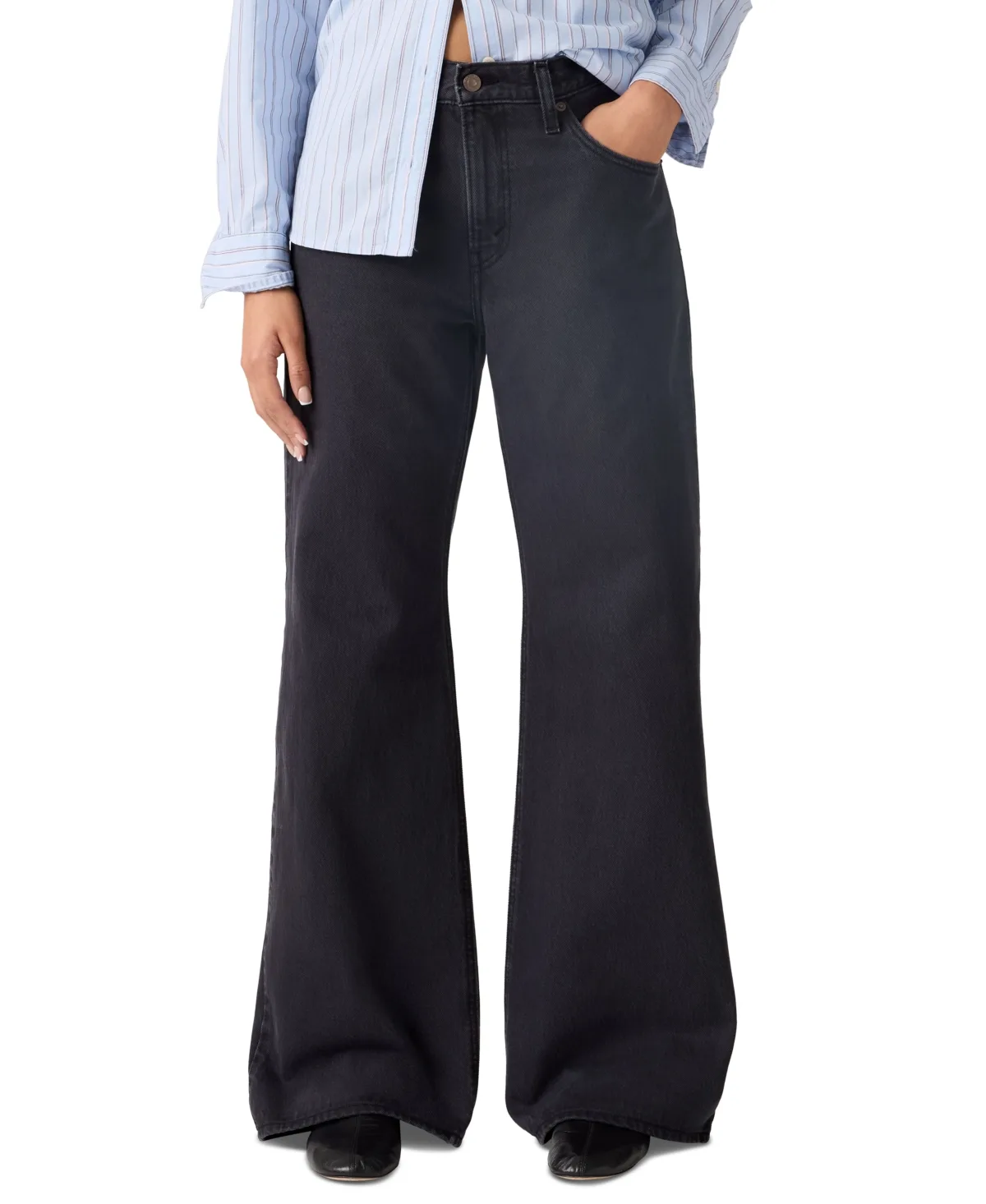 Mid-Rise Loose Bootcut Jeans
