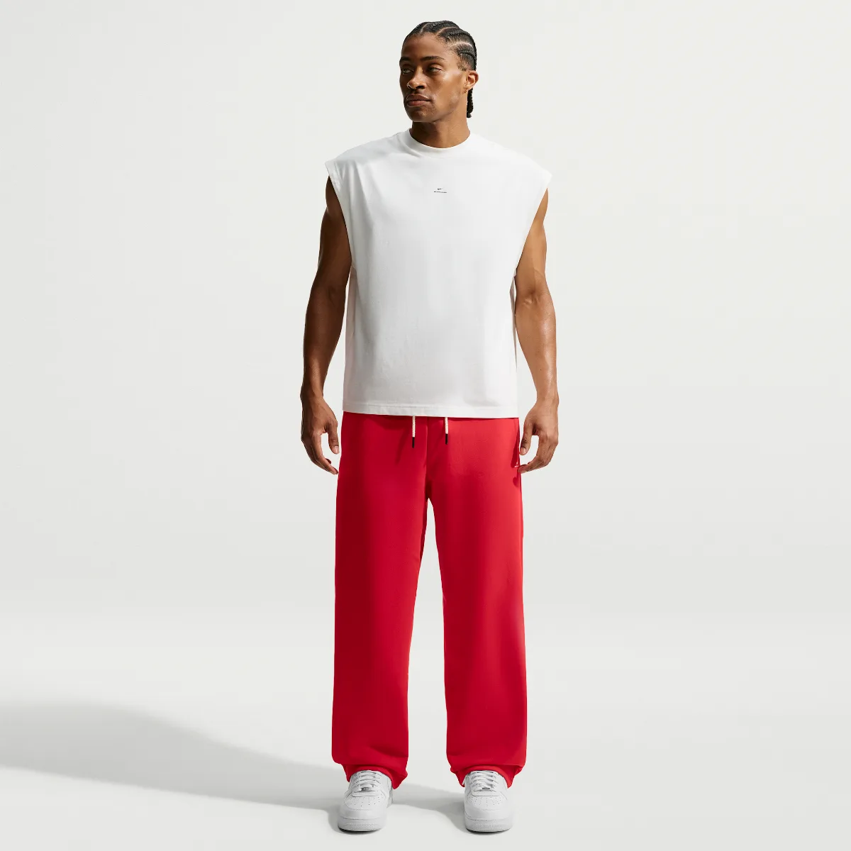 Standard Issue Therma-FIT Brushed Open-Hem Basketball Pants by Nike