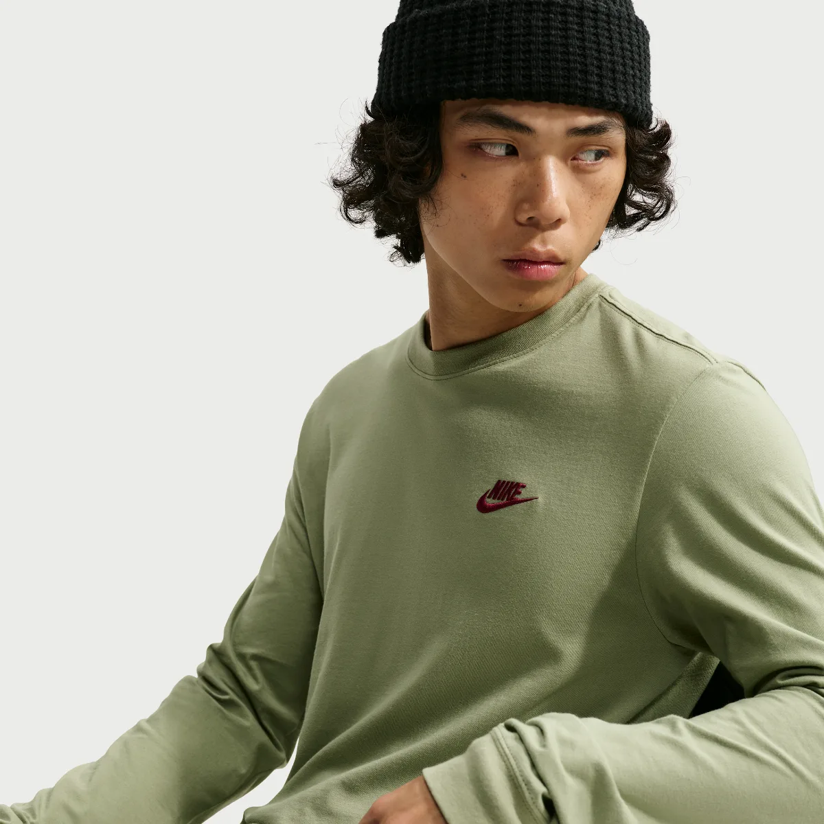Nike Sportswear Club Long-Sleeve T-Shirt by Nike