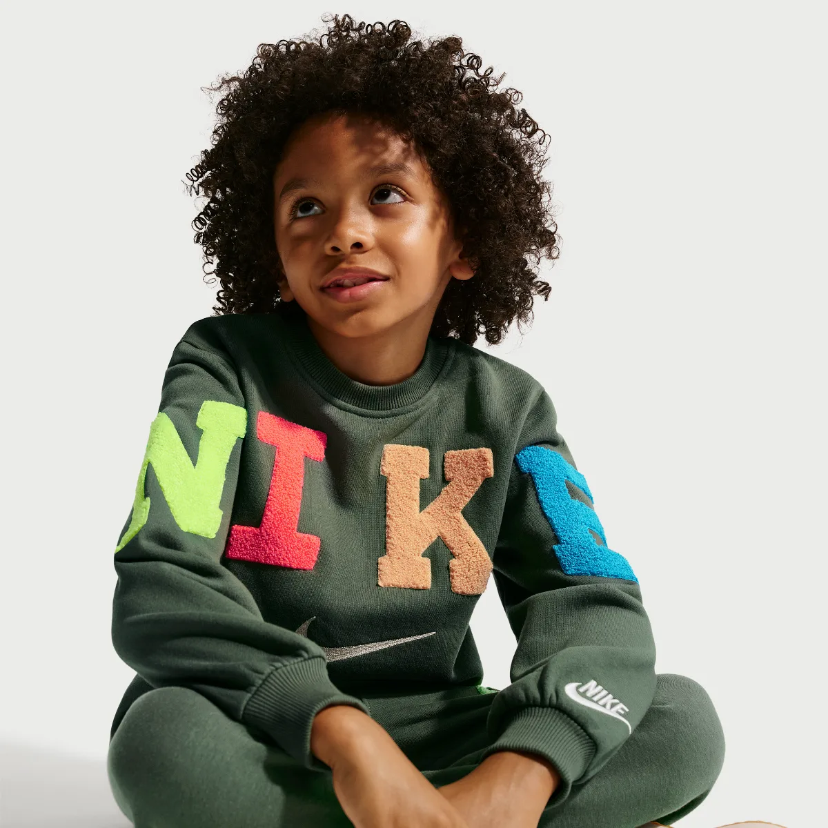 Club Chenille Fleece Crew by Nike