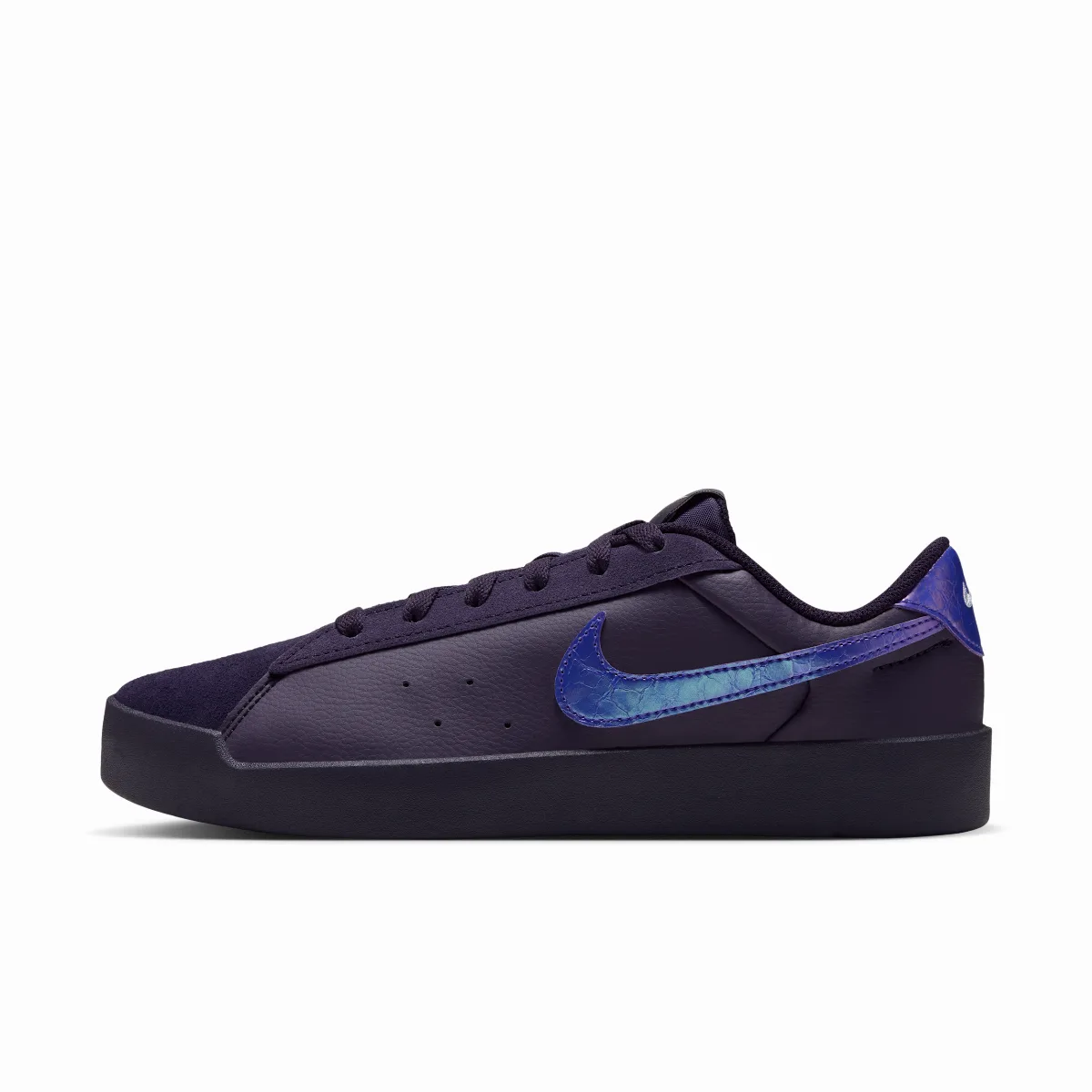 Court Heritage SE Shoes by Nike