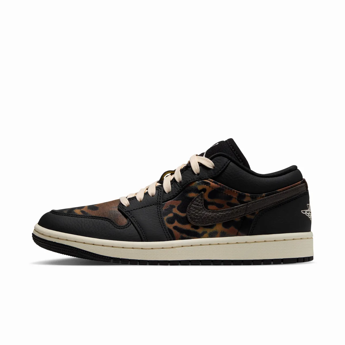 Air Jordan 1 Low SE Shoes by Jordan