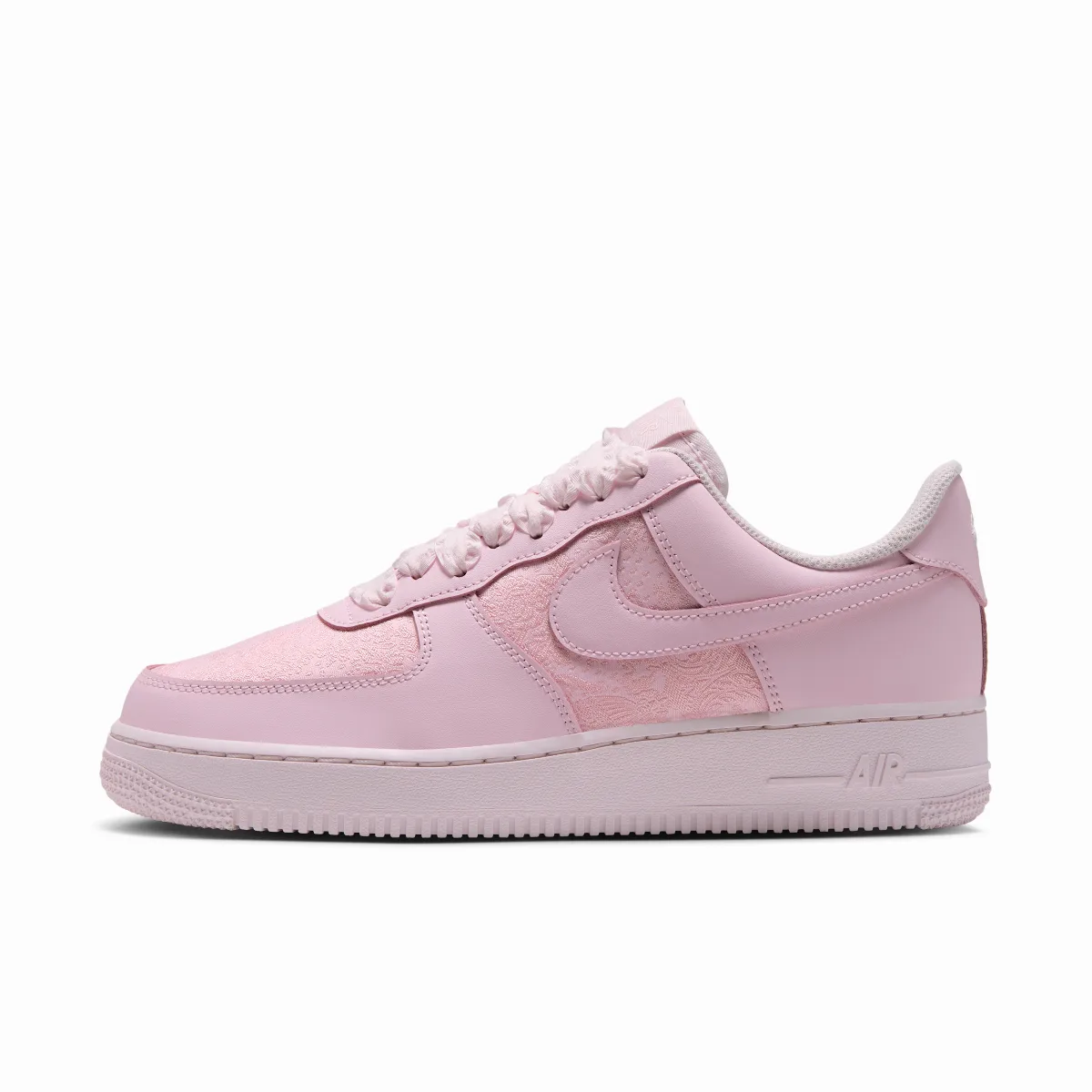 Air Force 1 07 SE Shoes by Nike