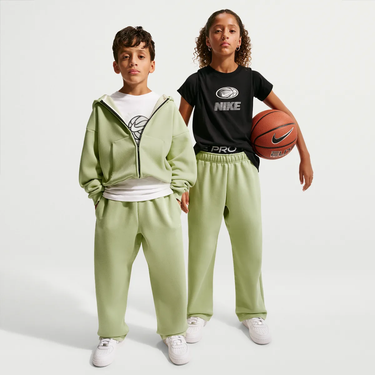 Nike Standard Issue Brushed Fleece Basketball Pants by Nike