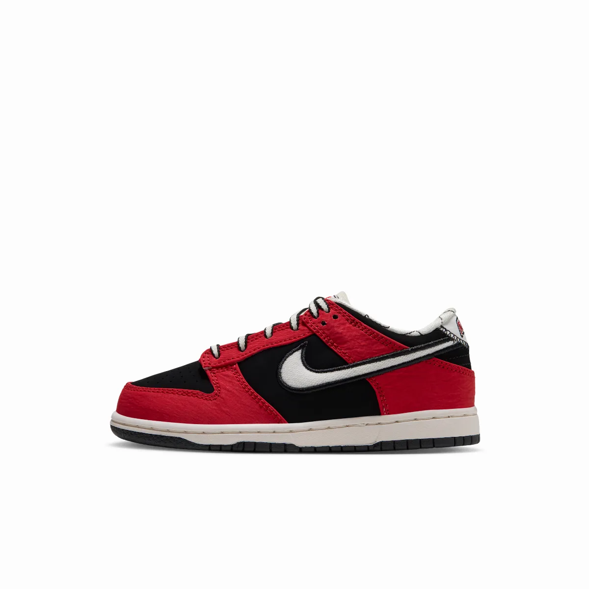 Dunk Low LV8 Shoes by Nike
