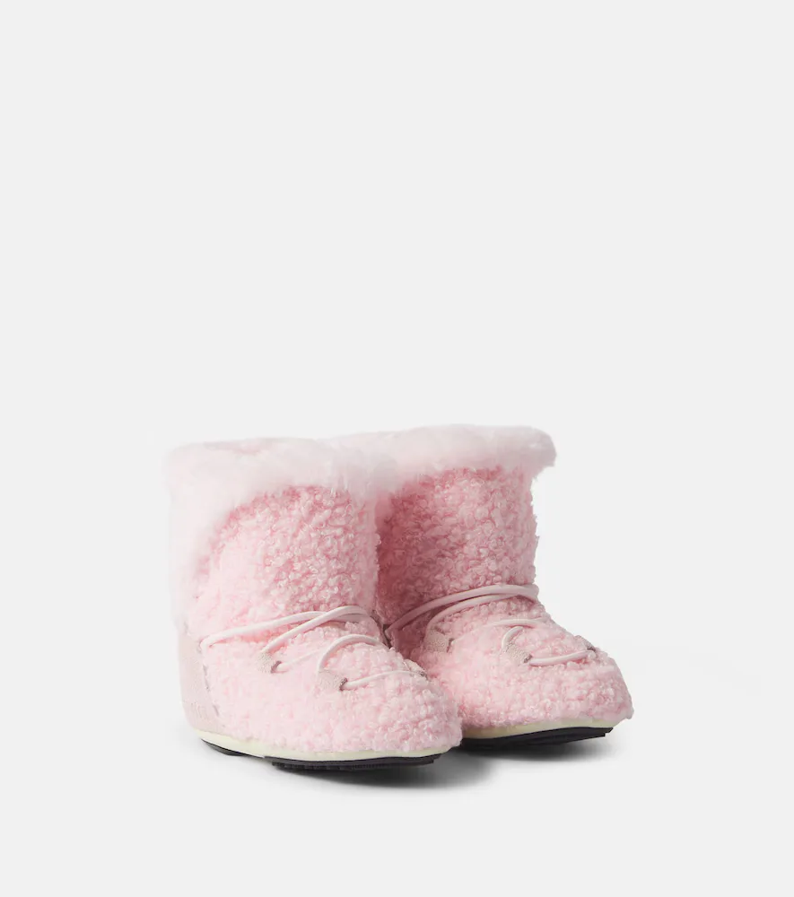 Baby Crib Suede-Trimmed Teddy Snow Boots by Moon Boot Kids