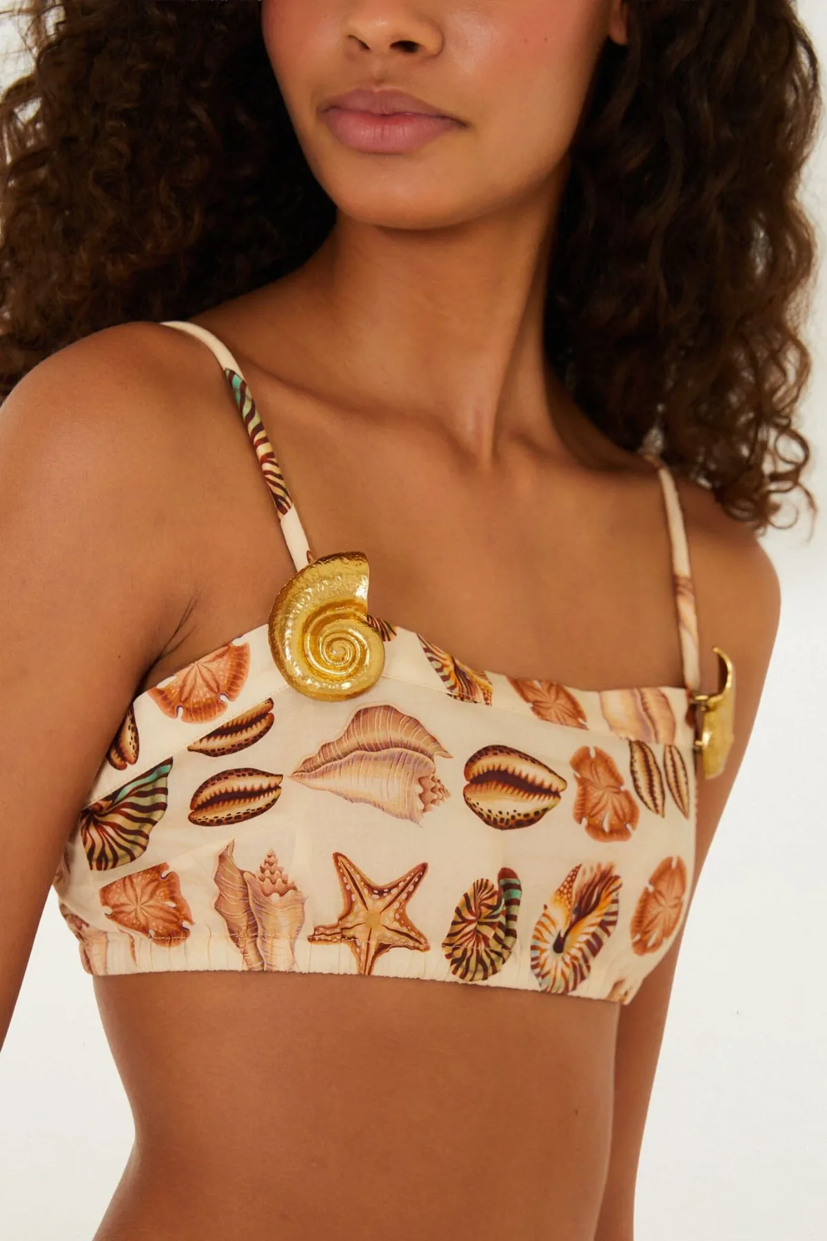 Sand Marine Shells Broch Top by FARM Rio