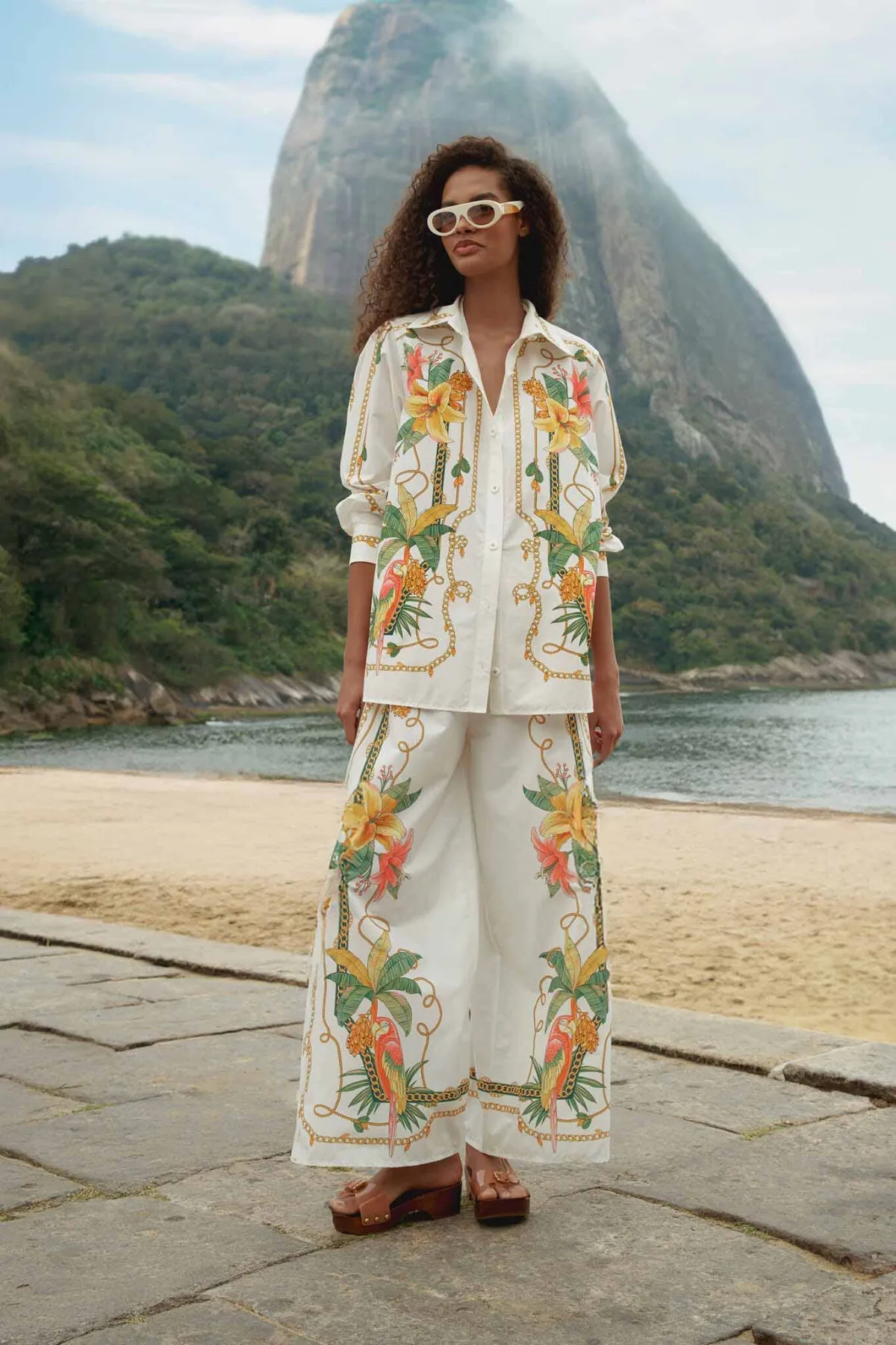 Tropical Royalty Off-White Pants by FARM Rio