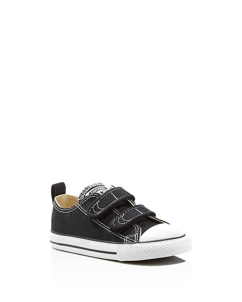 Chuck Taylor All Star Sneakers by Converse